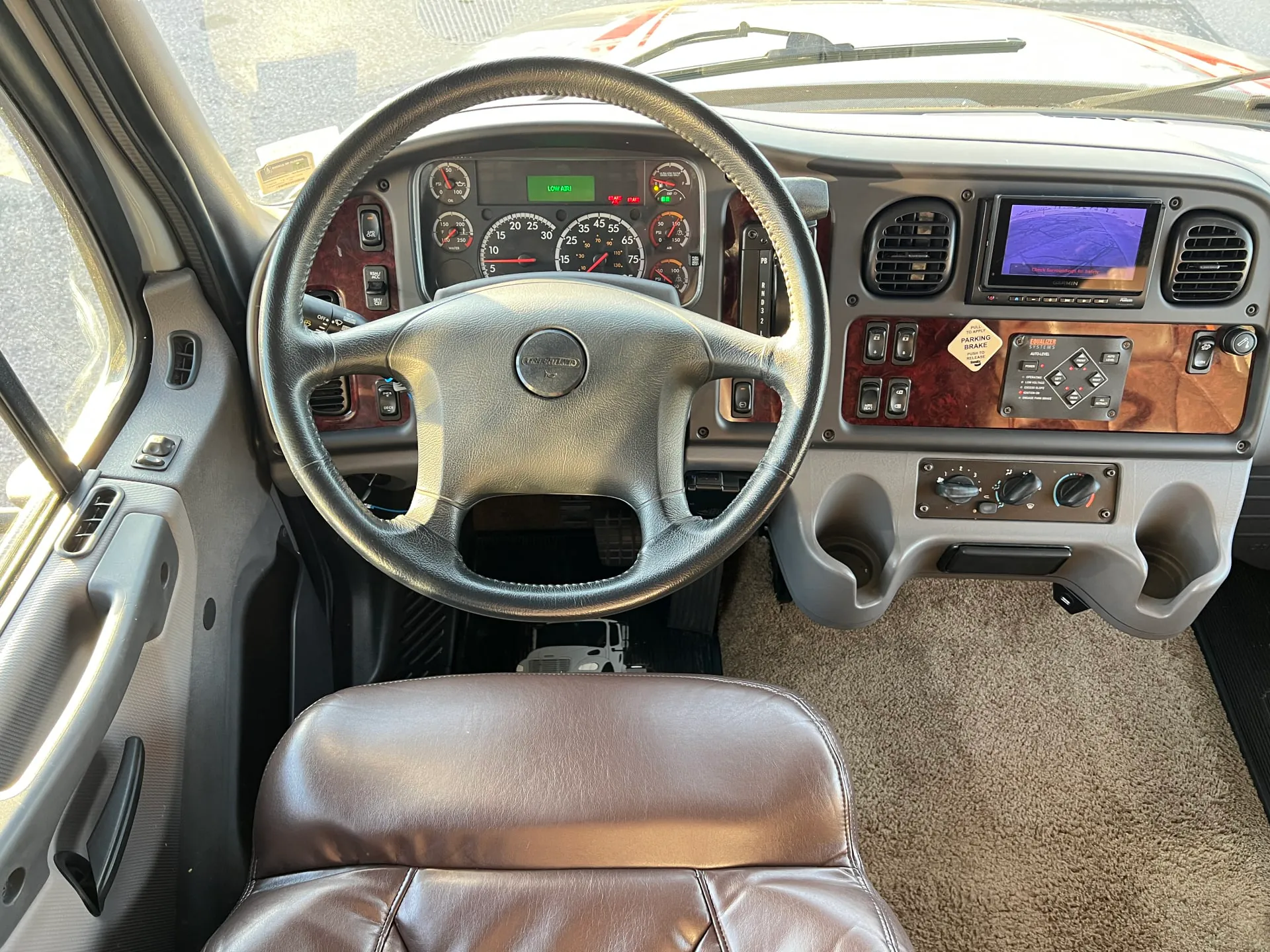 2018 Jayco Seneca 37TS dealer photo 2 from La Mesa RV Center