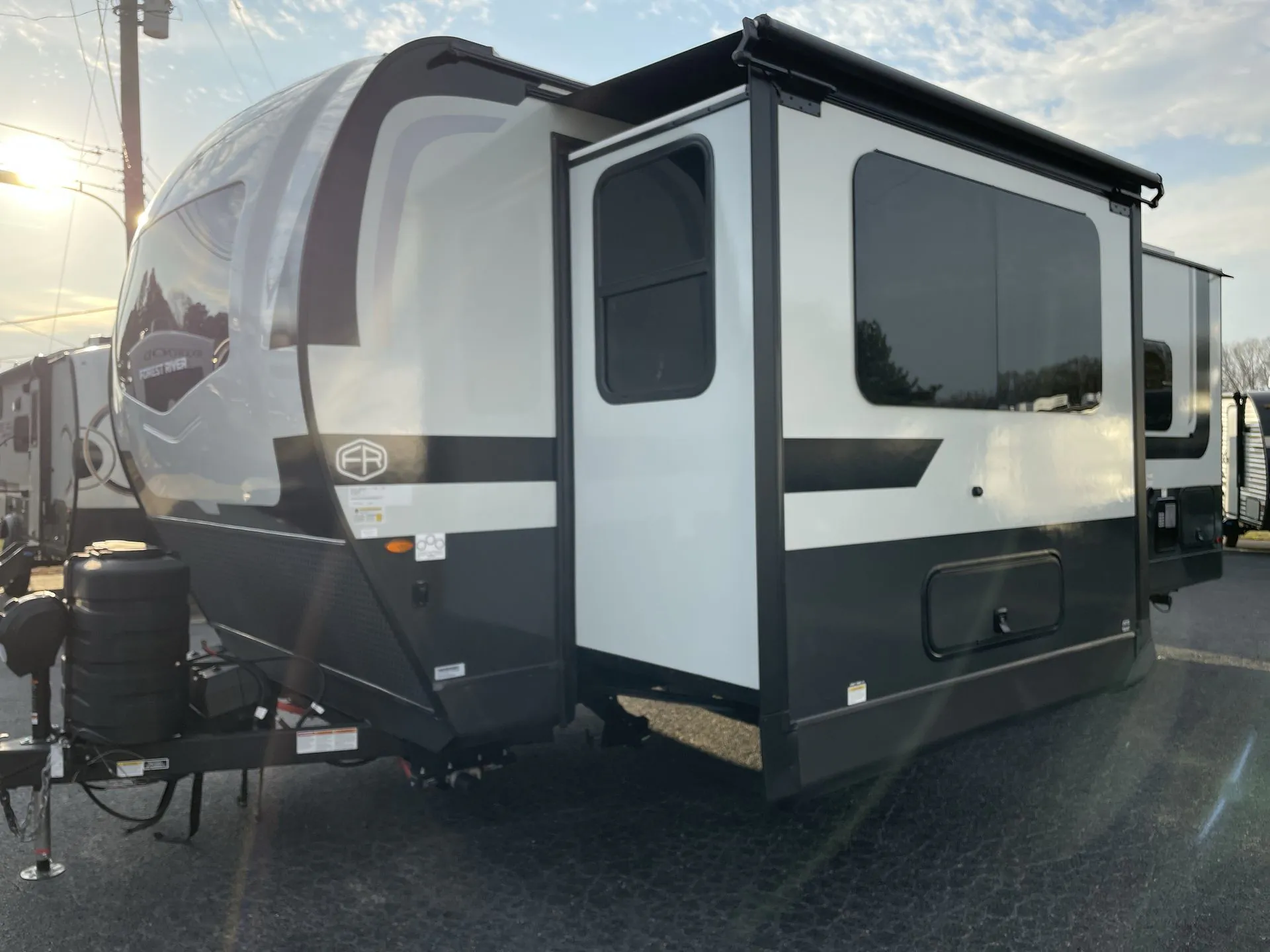 2026 Forest River Rockwood Mini Lite 2506FK - Photo 4