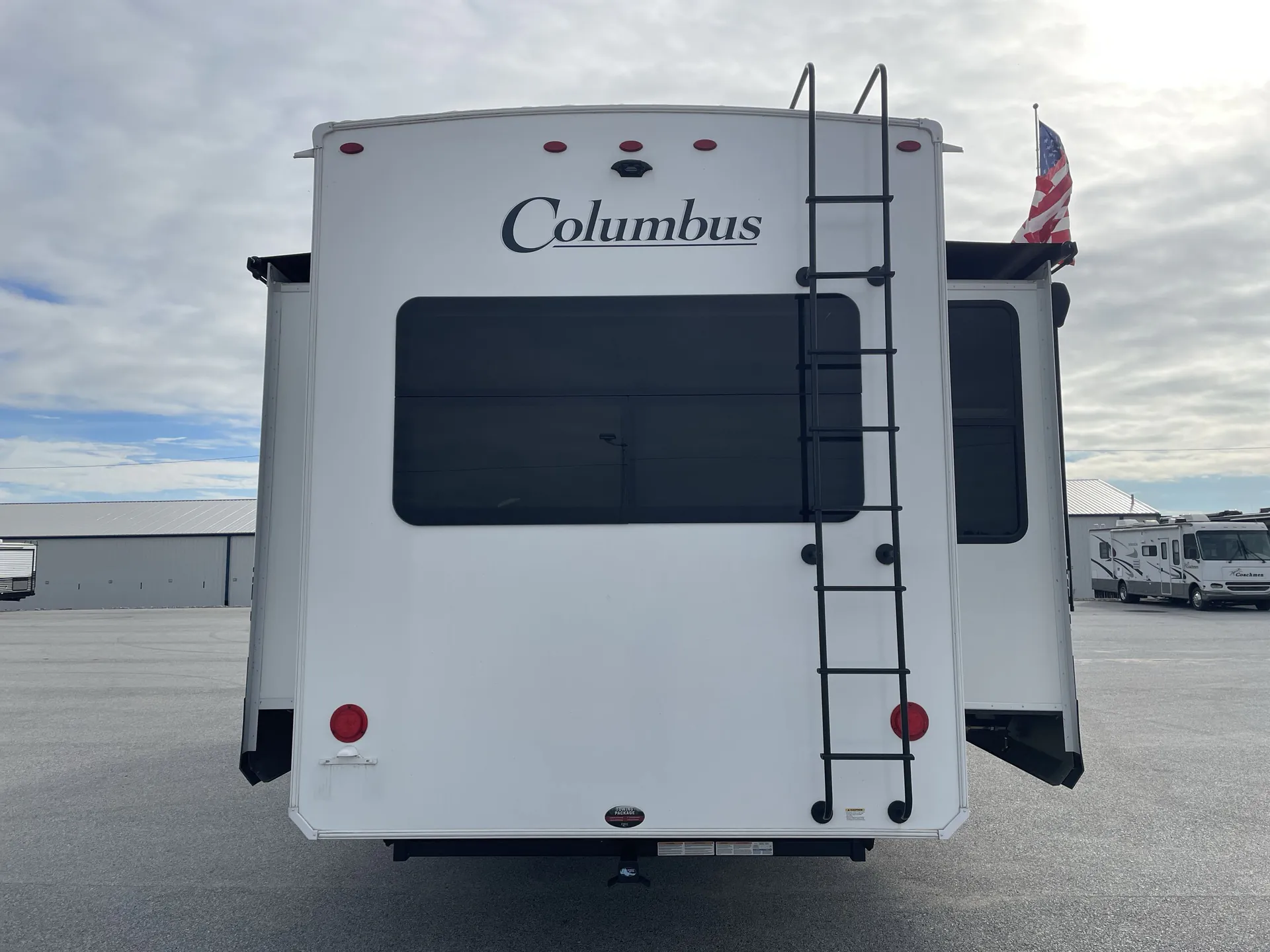 2024 Forest River Columbus 380RL — backside