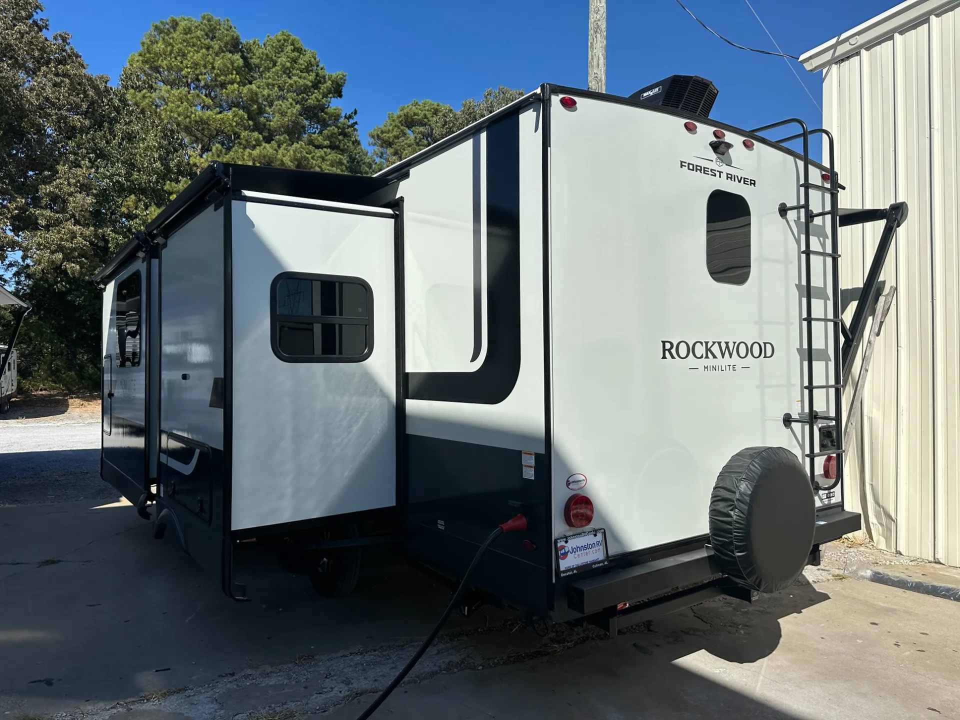 2027 Forest River Rockwood Mini Lite 2523MBR — Photo 5