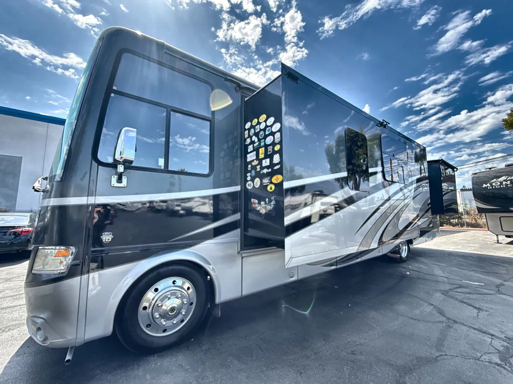 2016 Newmar Canyon Star 3914, Photos photo 4