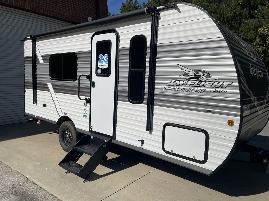 2027 Jayco Jay Flight 175FQ, Photos photo 5