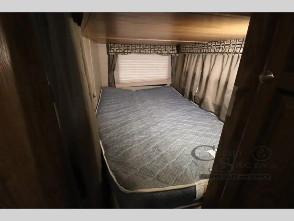 2014 Forest River Rockwood Ultra Lite 2702SS, Photos photo 35