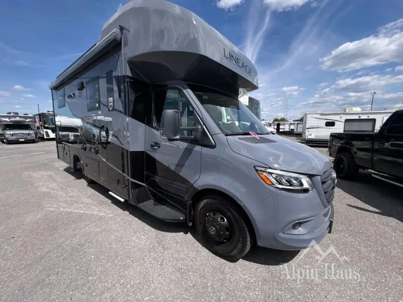 2026 Grand Design Lineage Series M 25TK - Photo 3