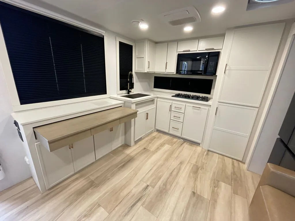 2025 Brinkley Model I 275, Photos photo 4