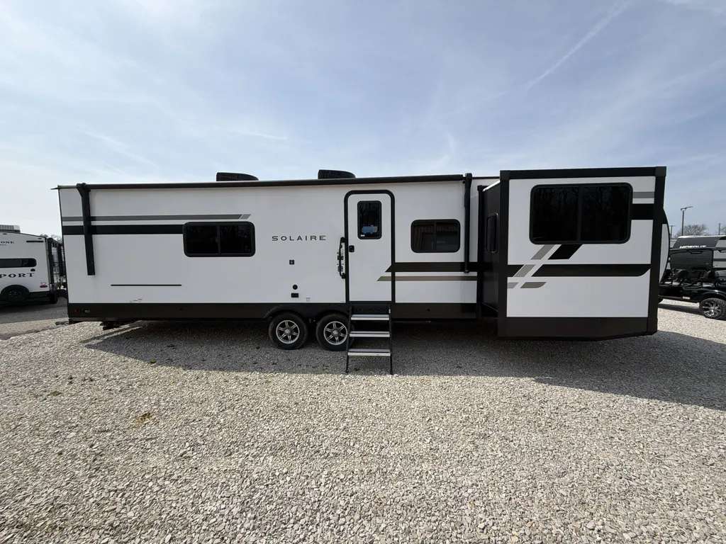 2025 Forest River Solaire 3300FLBS, Photos photo 5