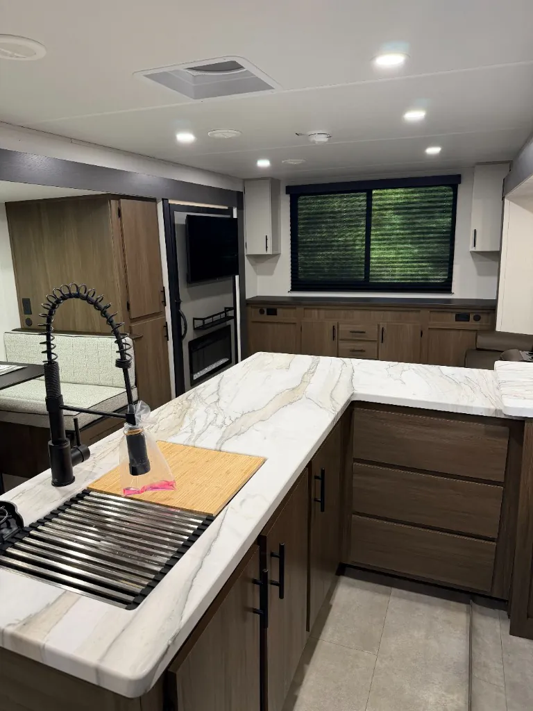 2027 Forest River Tracer 286RL, Photos photo 9