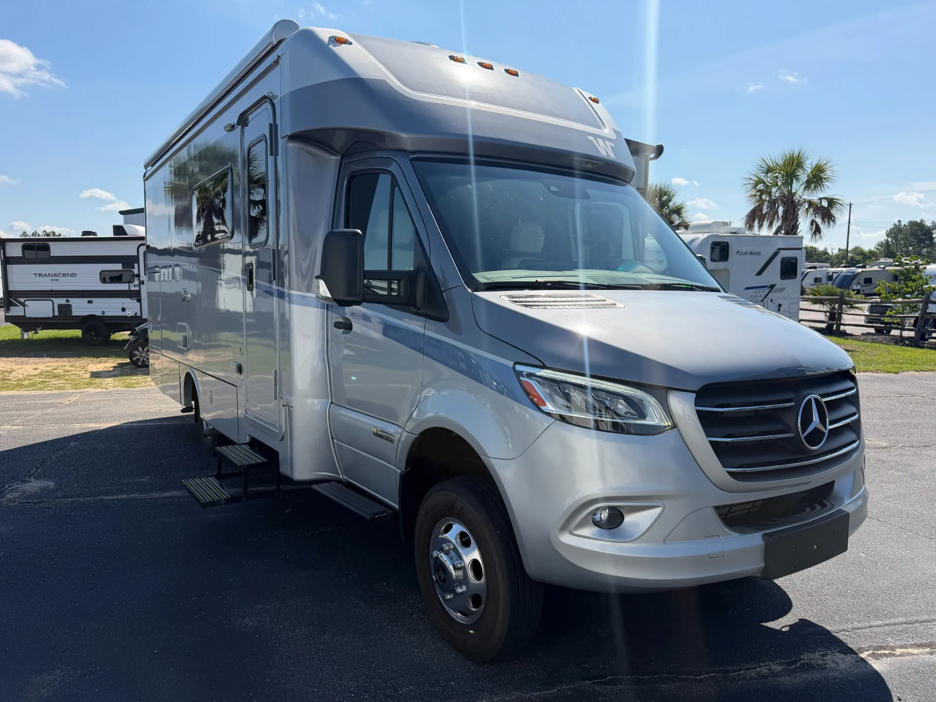 2025 Winnebago View 24T - Photo 2