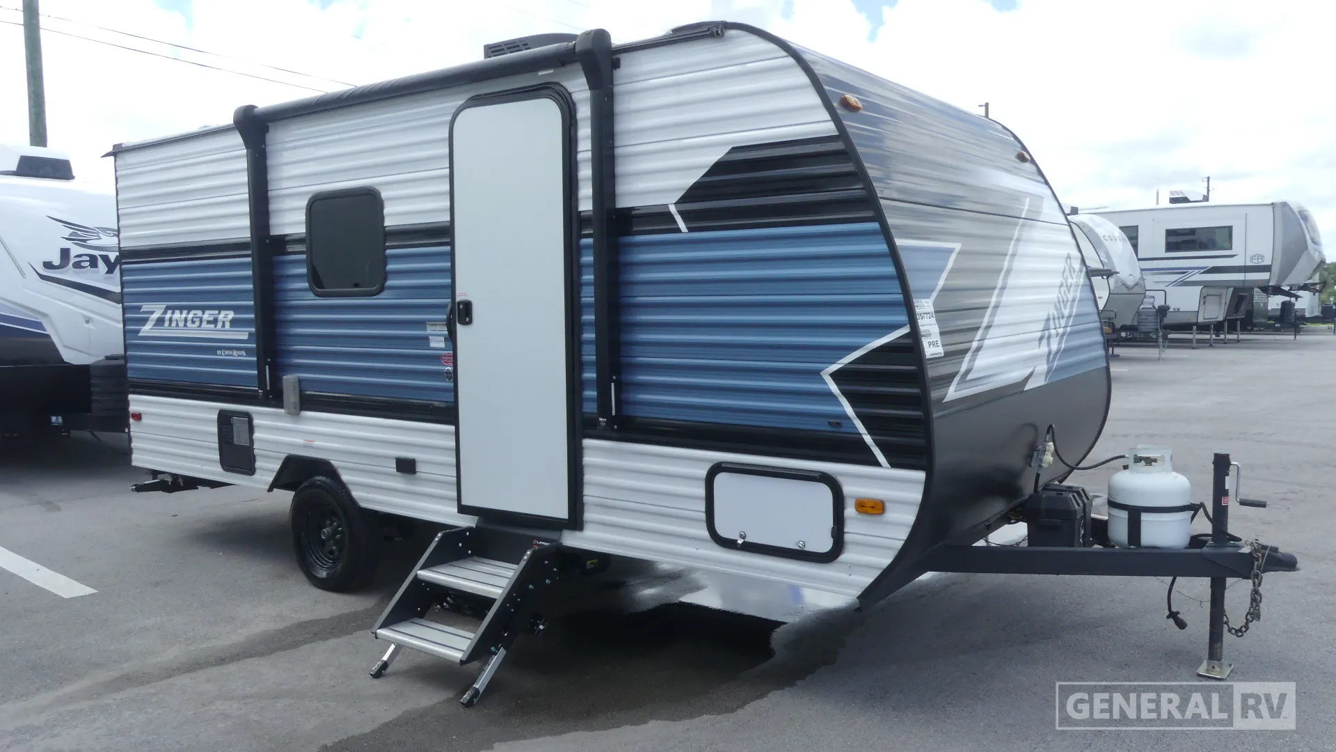 2025 Crossroads RV Zinger 18BH - Photo 2
