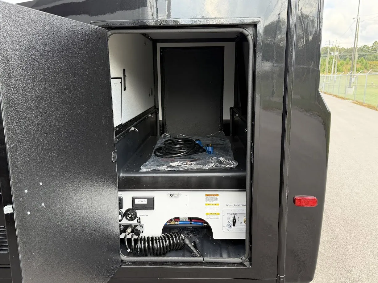 2026 Grand Design Lineage Series M 25TK - Photo 4