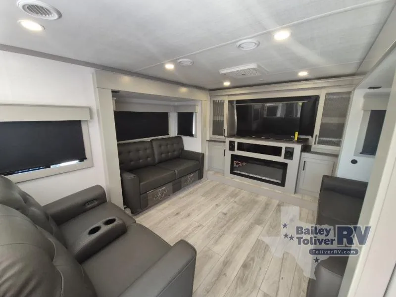 2026 Keystone Montana 377FL - Photo 2