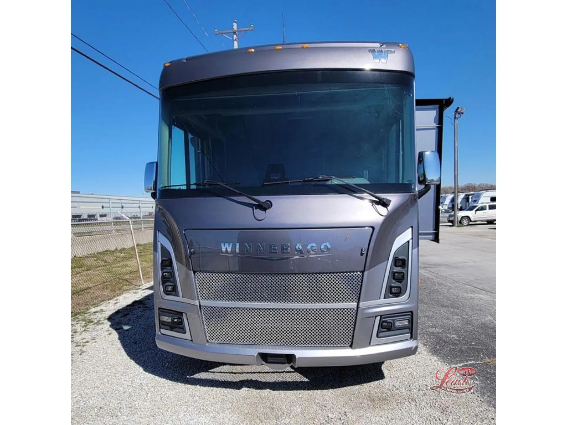 2024 Winnebago Vista 34R - Photo 2