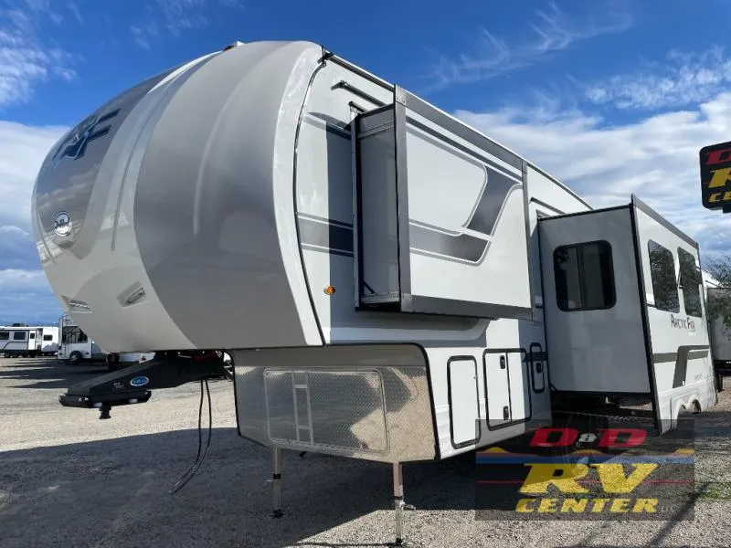 2026 Northwood Arctic Fox 275LE NXT - Photo 4
