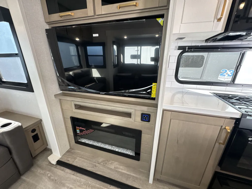 2026 Jayco Eagle 321RSTS, Photos photo 13