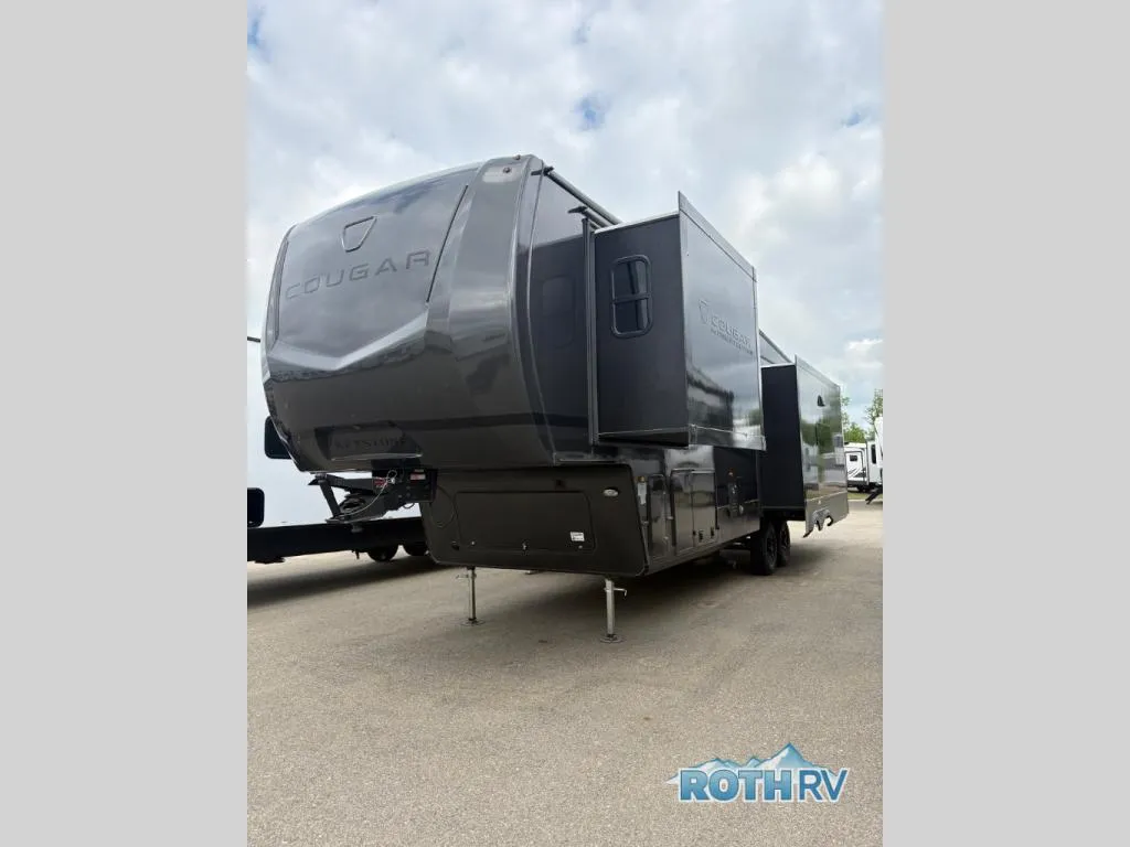 2026 Keystone Cougar 316RLS - Photo 3