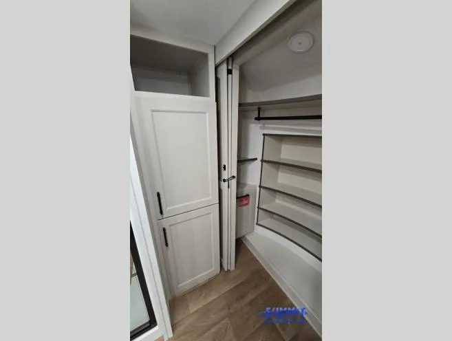 2026 Grand Design Solitude 417KB - Photo 4