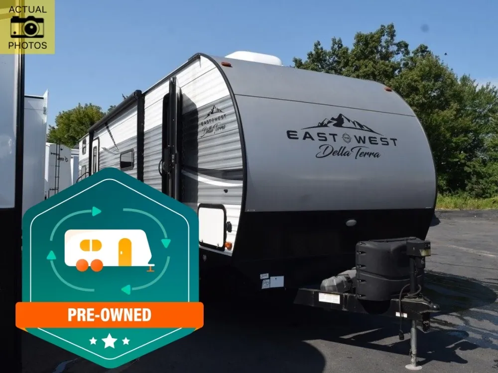 2021 East to West Della Terra 312BH dealer photo 1 from Pete's RV Center