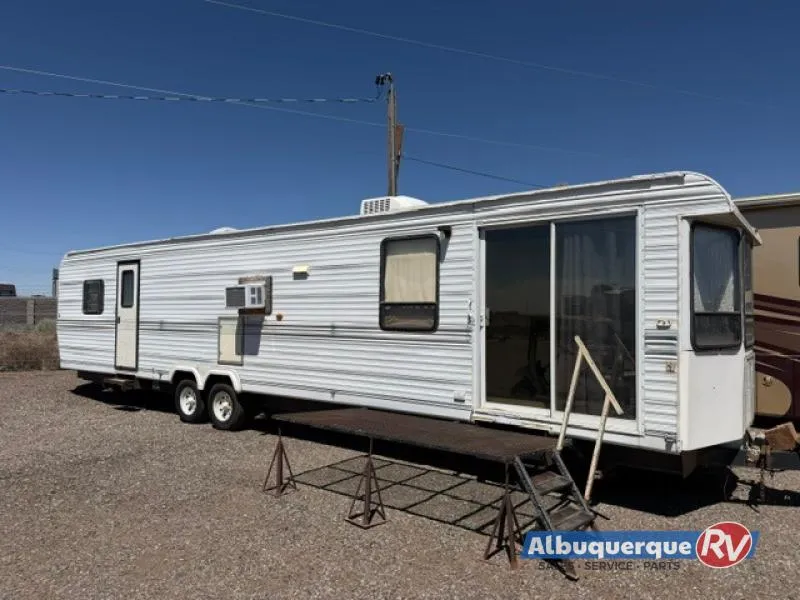1998 Hy-Line Enterprises Premier Ultra Lite Used    SK38 - Photo 2