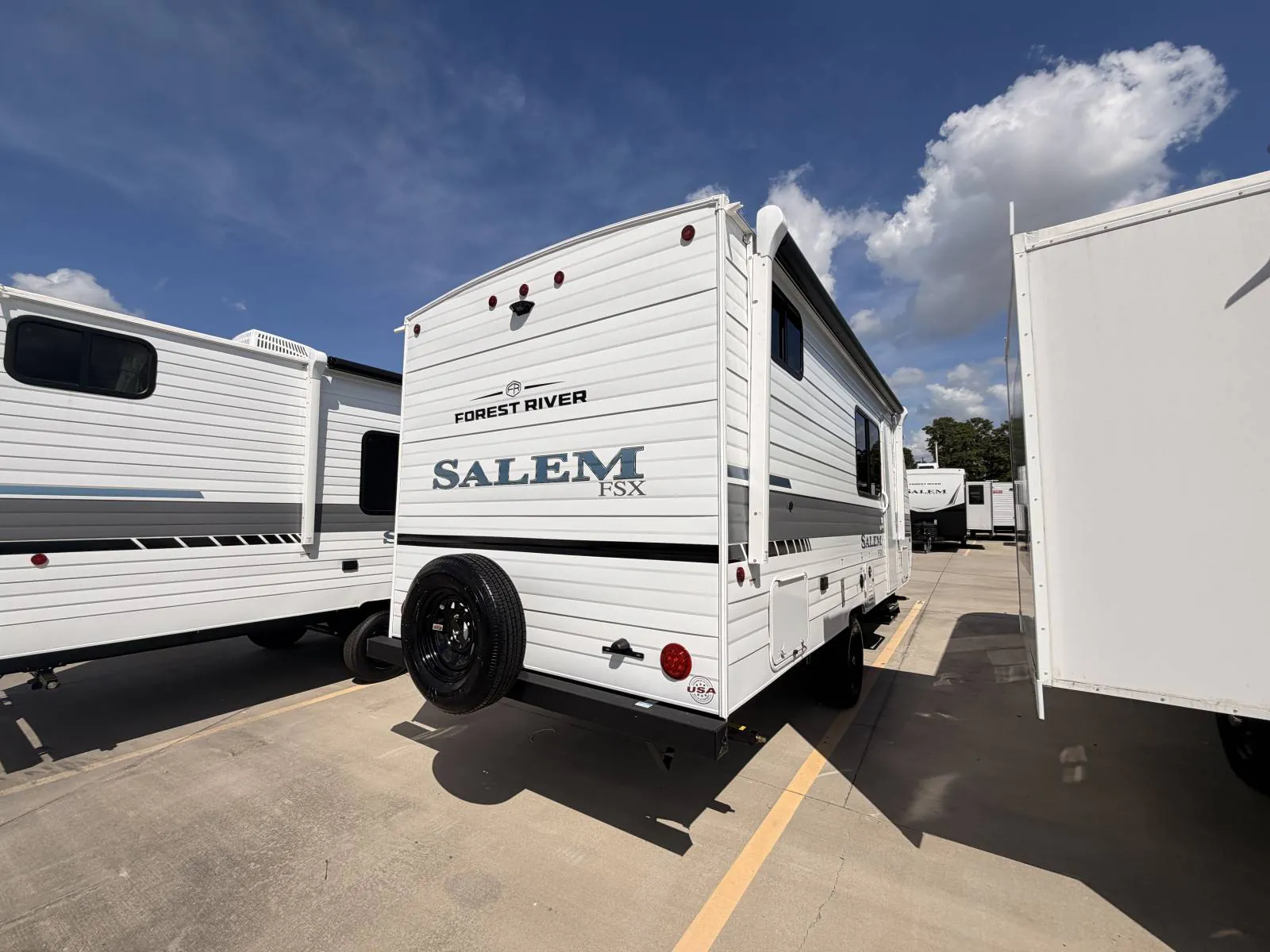 2027 Forest River Salem FSX 178BH - Photo 4