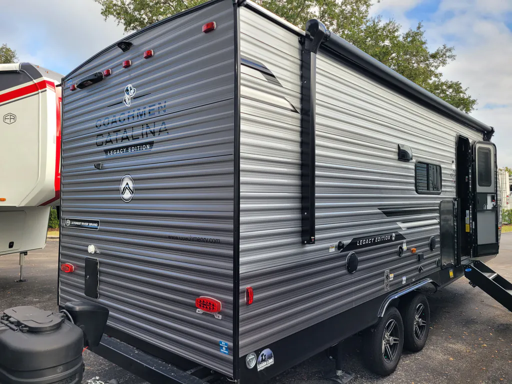 2026 Coachmen Catalina Legacy Edition 243RBS, Photos photo 3