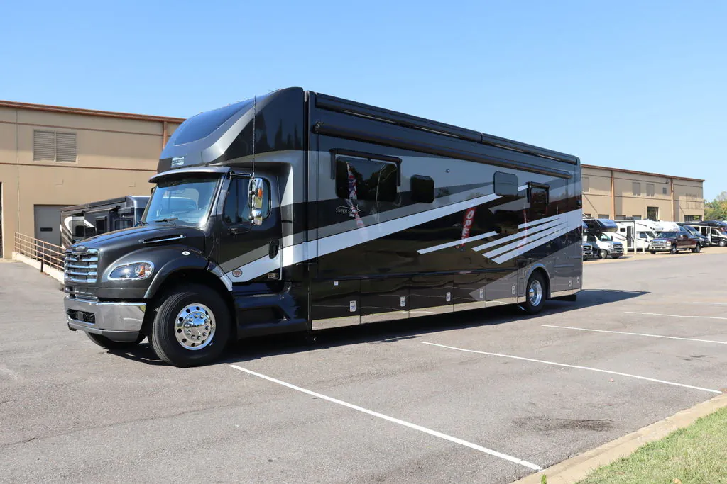 2026 Newmar Super Star 4040 - Photo 4