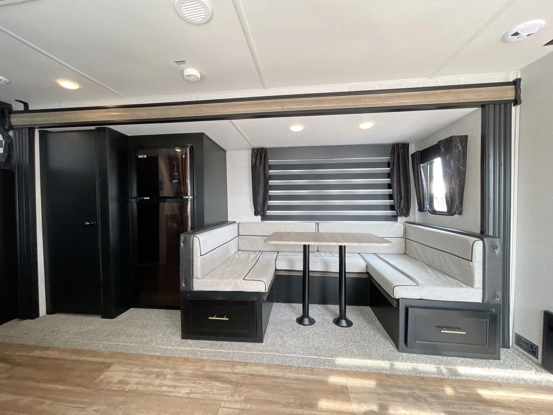 2022 Forest River Cherokee 274BRB — living area main