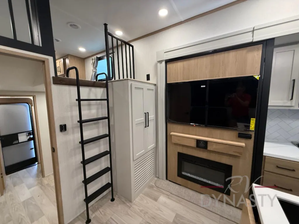 2026 Forest River Sandpiper Destination Trailers 41DUPLEX, Photos photo 37
