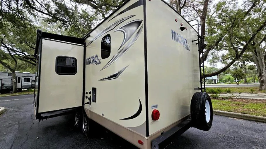 2018 Forest River Flagstaff Micro Lite 25BRDS, Photos photo 9