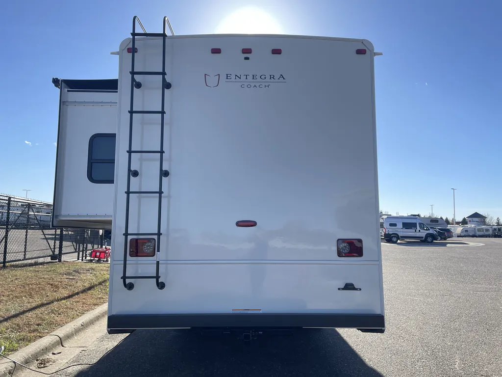 2026 entegra coach Vision 27A, Photos photo 7