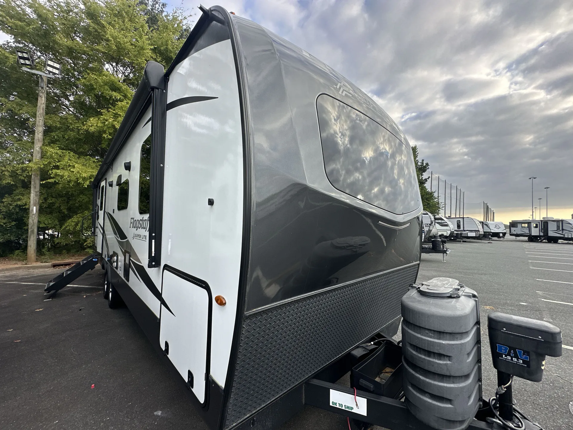 2025 Forest River Flagstaff Super Lite 27DBH - Photo 2