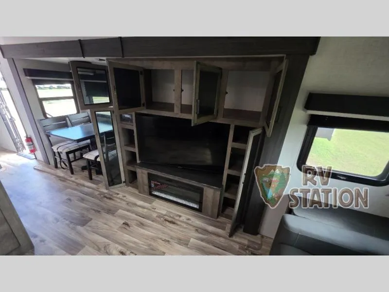 2023 Venture RV SportTrek Touring Edition 343VIK - Photo 3