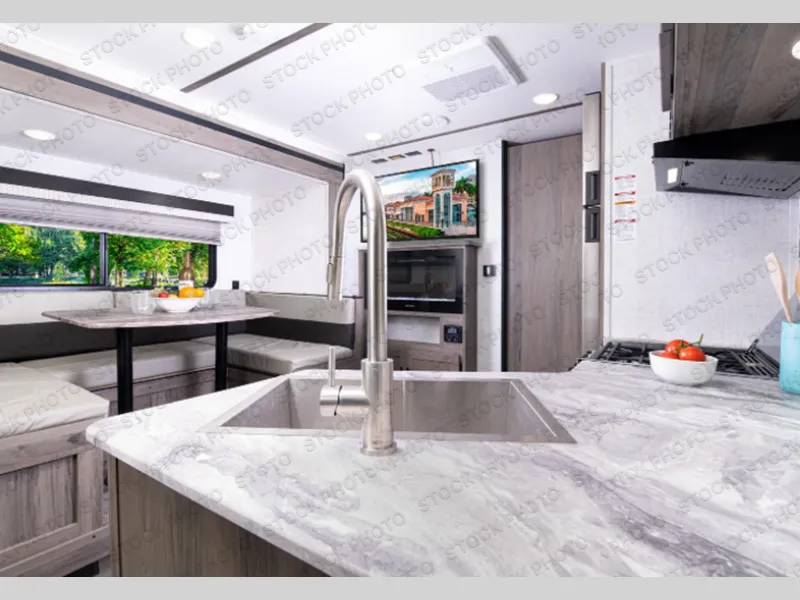 2026 Gulf Stream RV Ameri-Lite Ultra Lite 24RLS - Photo 3