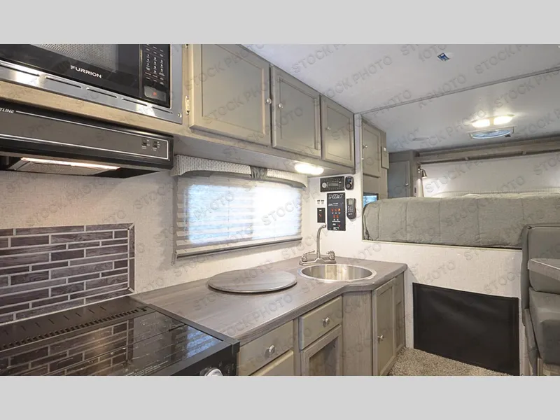 2026 Northwood Wolf Creek 910 - Photo 3
