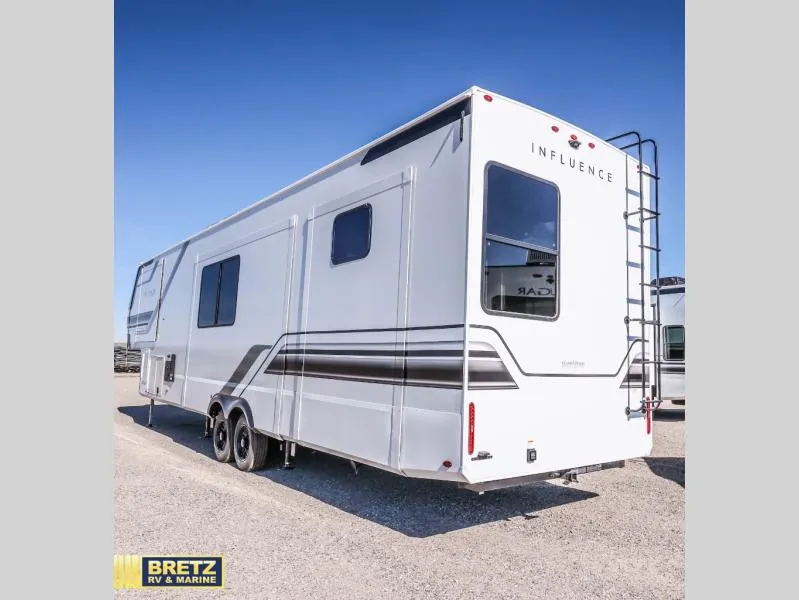 2026 Grand Design Solitude 3904BH - Photo 4