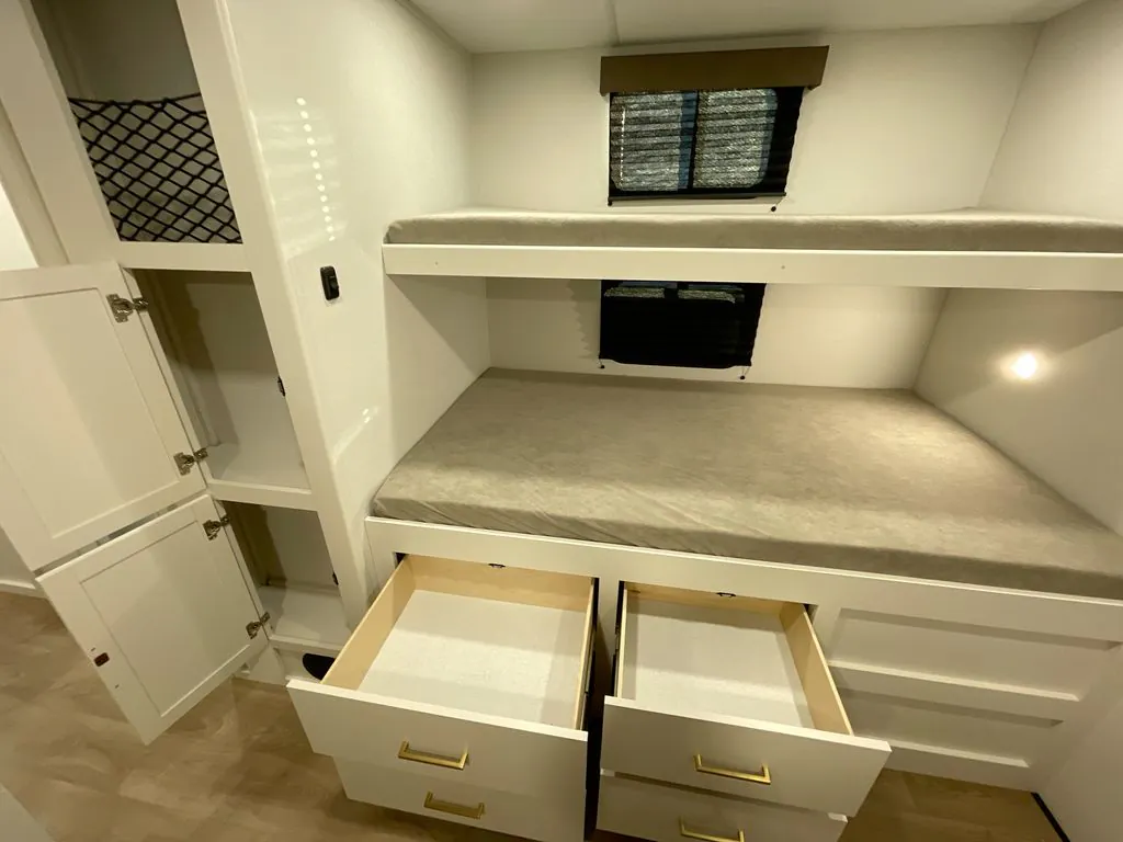 2027 Grand Design Transcend 335BHT, Photos photo 23