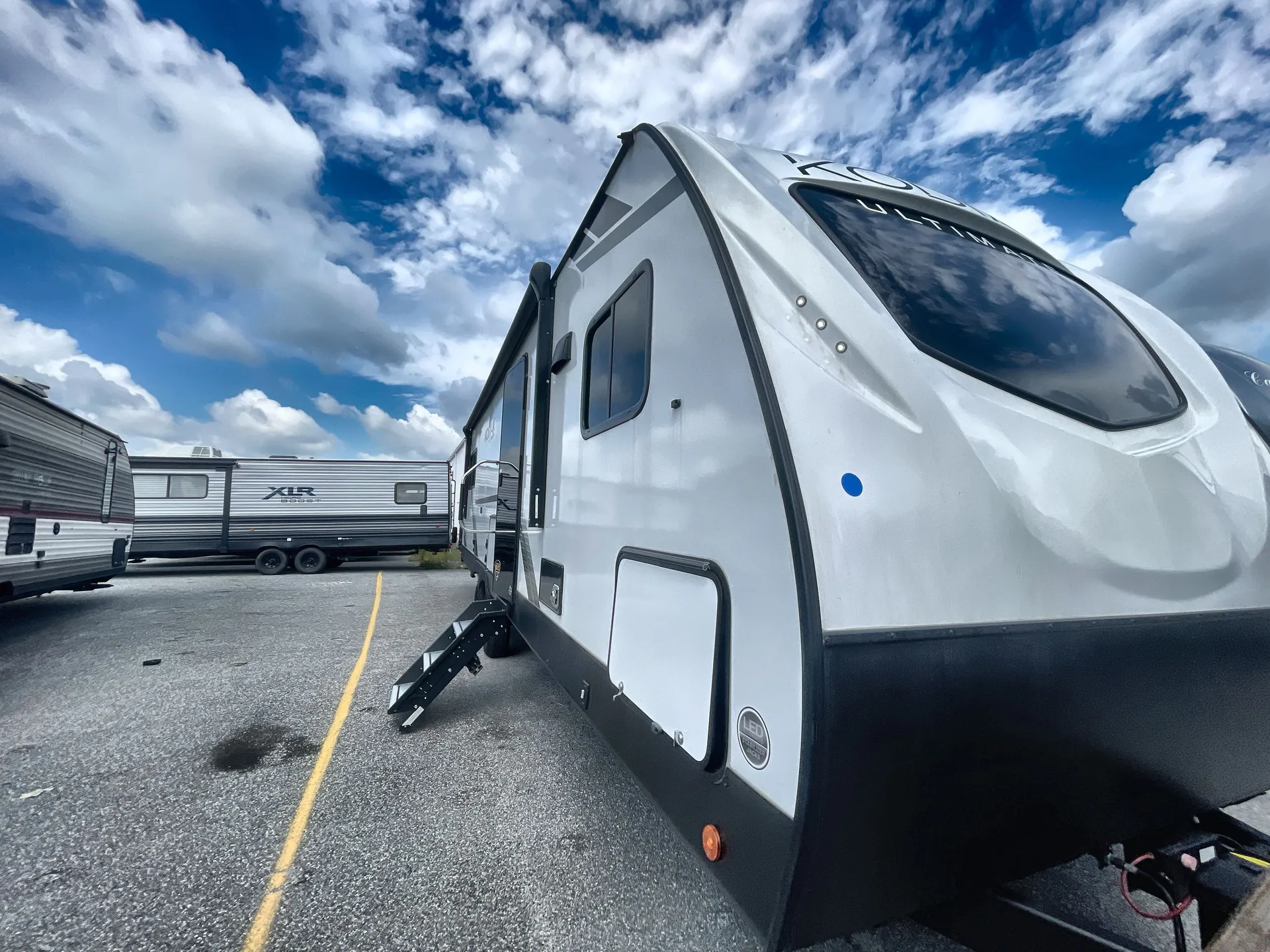 2025 Dutchmen Kodiak Ultimate 2900FKSP - Photo 2