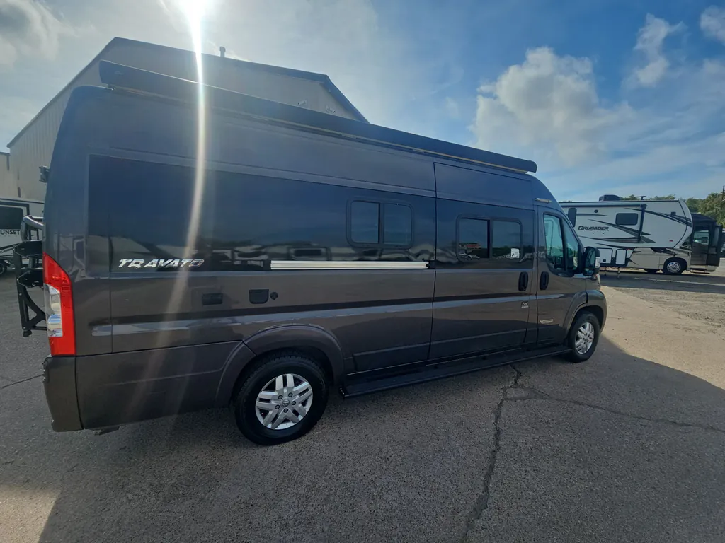 2022 Winnebago Travato 59G, Photos photo 5