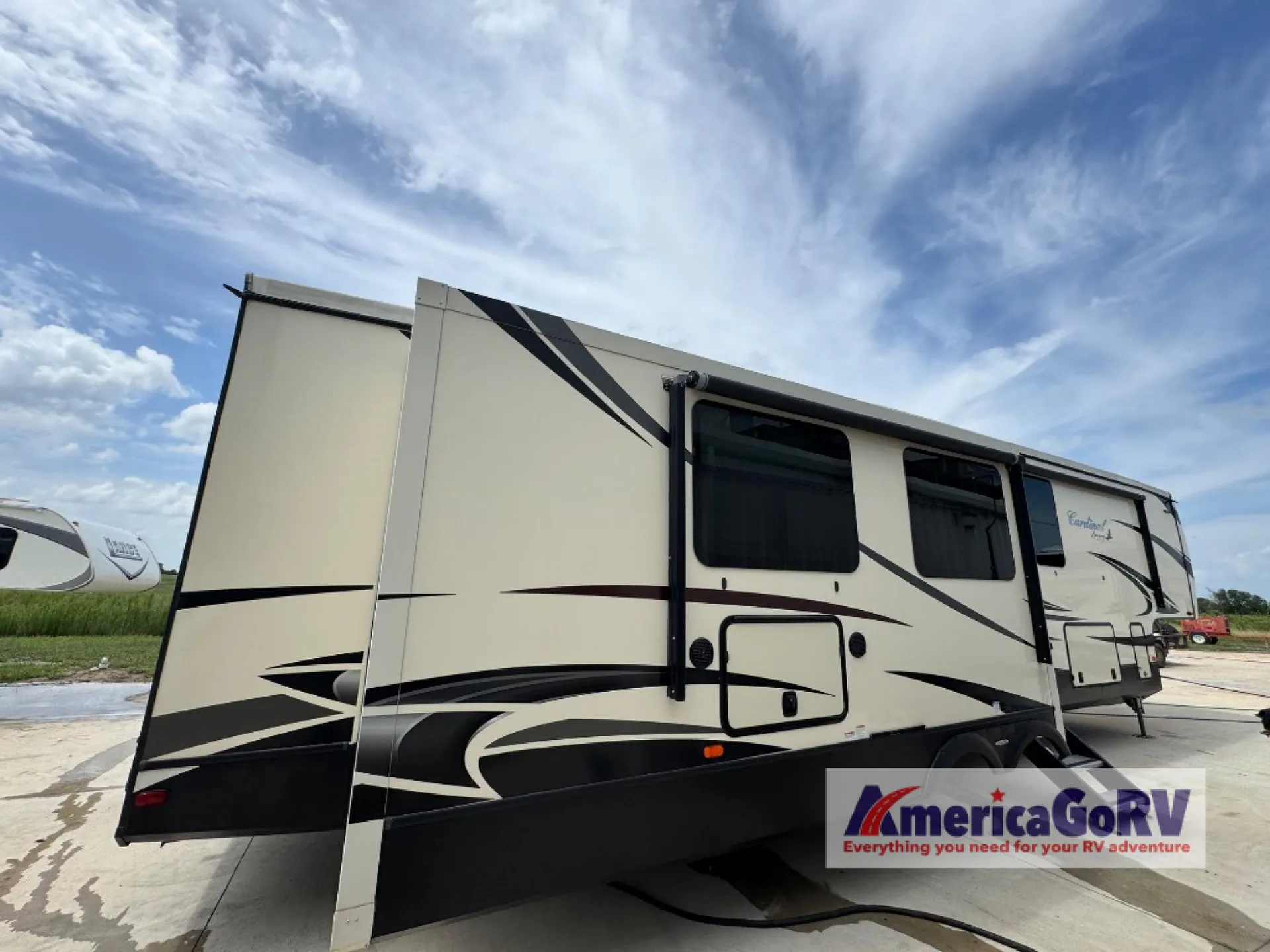 2020 Forest River Cardinal Luxury 390FBX - Photo 3