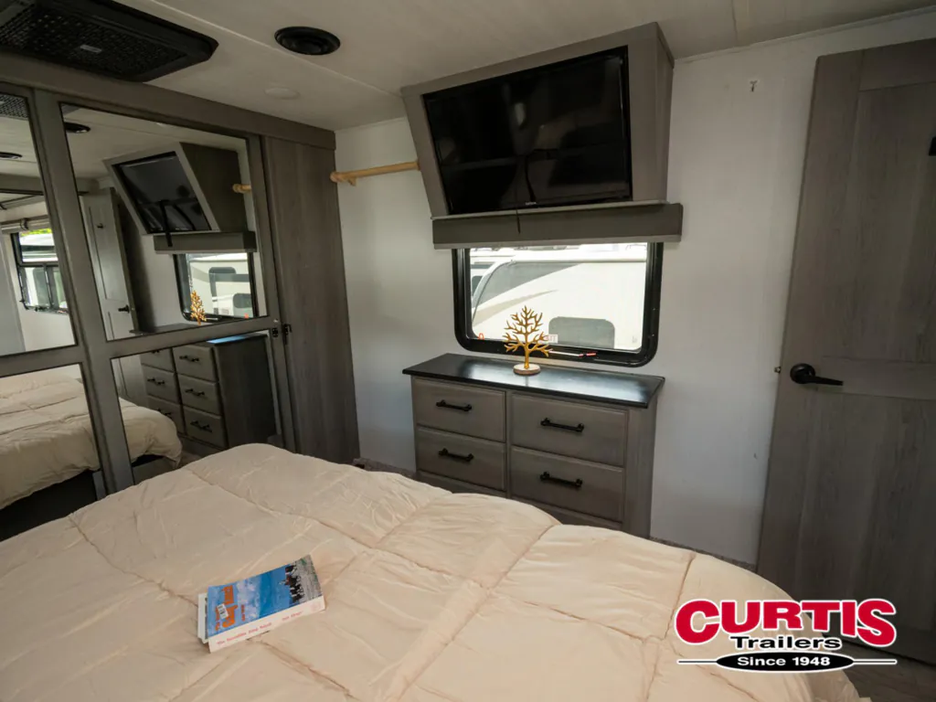 2022 Keystone Montana 3813MS, Photos photo 17