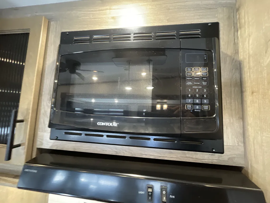 2020 Forest River Sabre 36BHQ, Photos photo 11