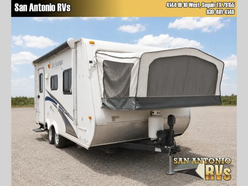 2012 Jayco Jay Feather Ultra Lite 19H - Main photo