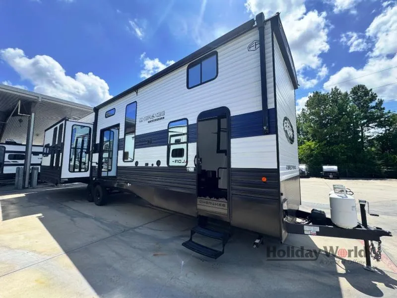 2025 Forest River RV Cherokee Used    TIMBERWOLF - Main photo