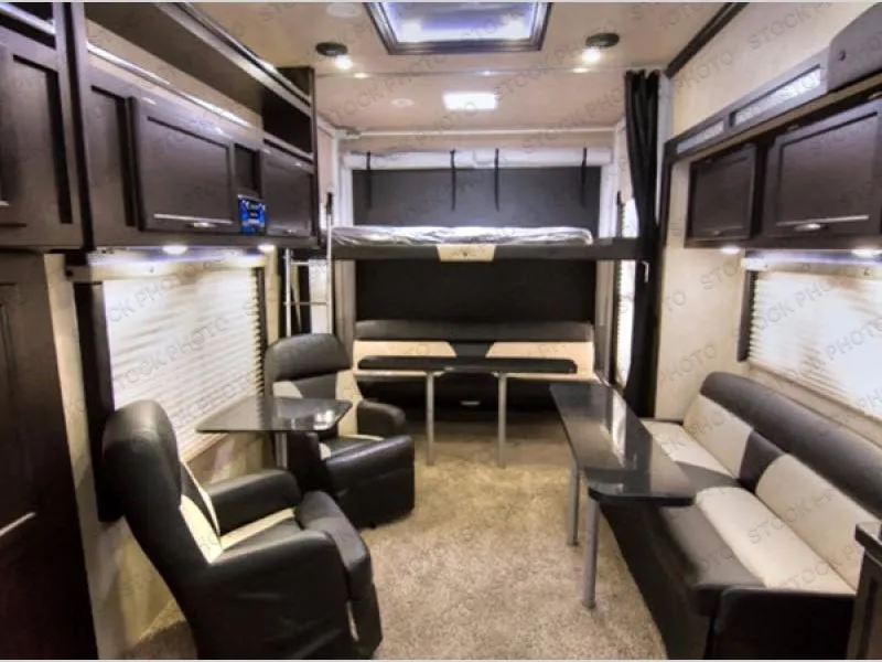 2017 Genesis Supreme Genesis Supreme 34 GS - Main photo