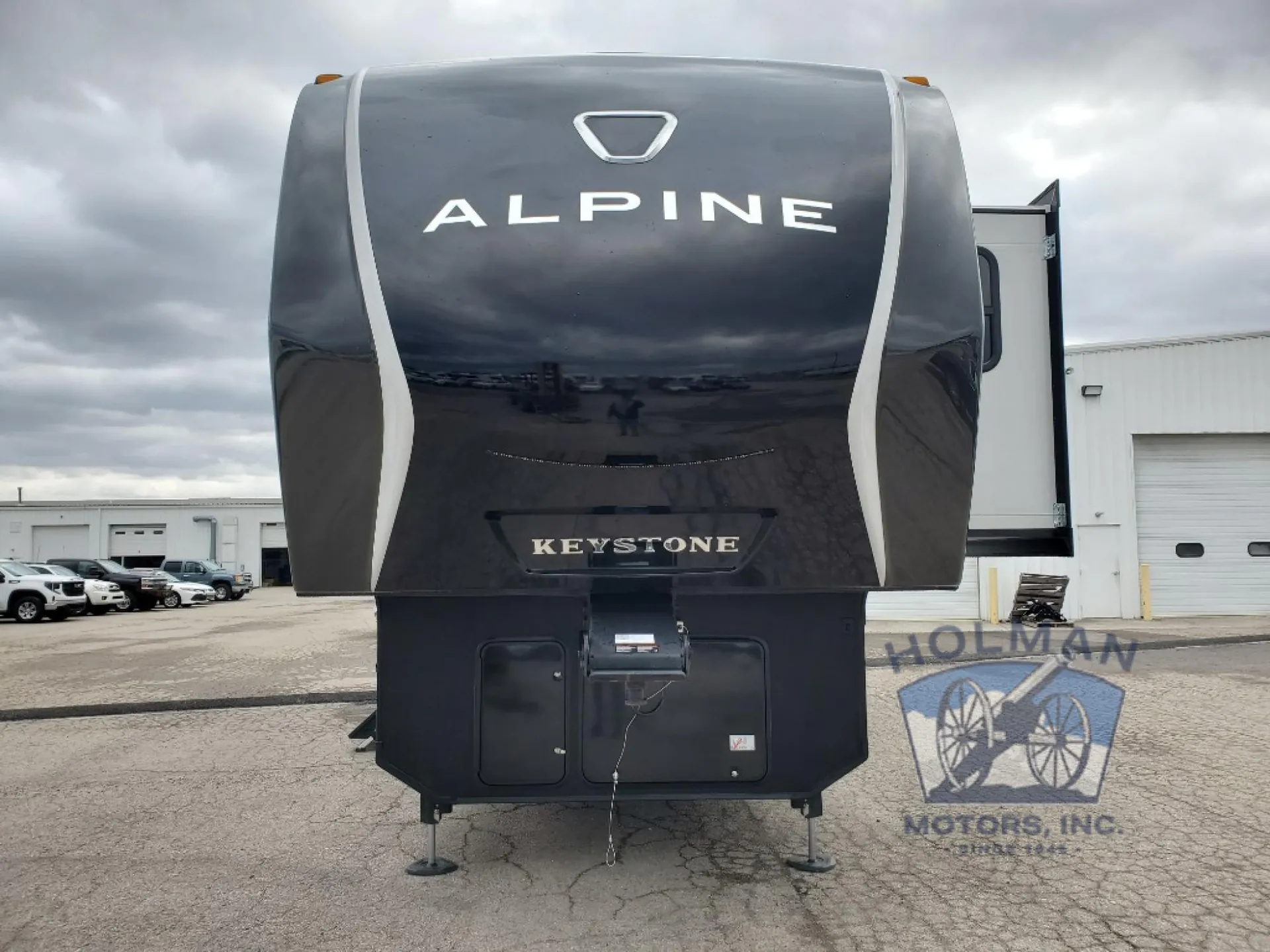 2026 Keystone Alpine Avalanche Edition 321RL - Photo 3