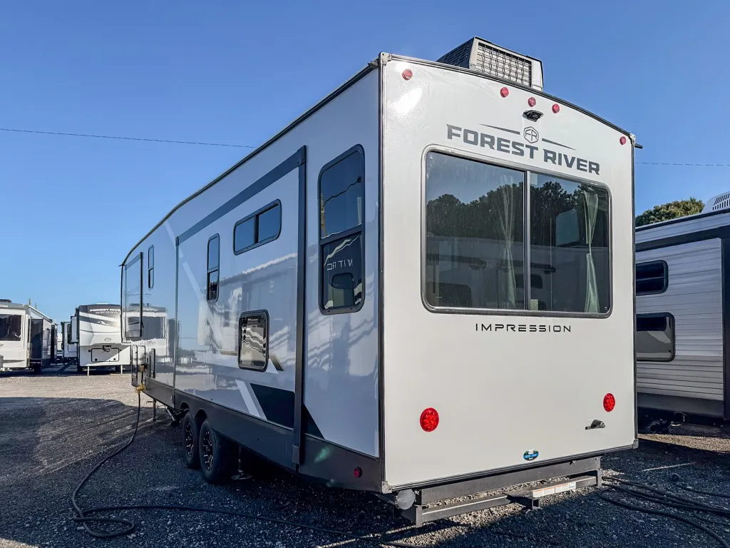 2027 Forest River Impression 318RL, Photos photo 8