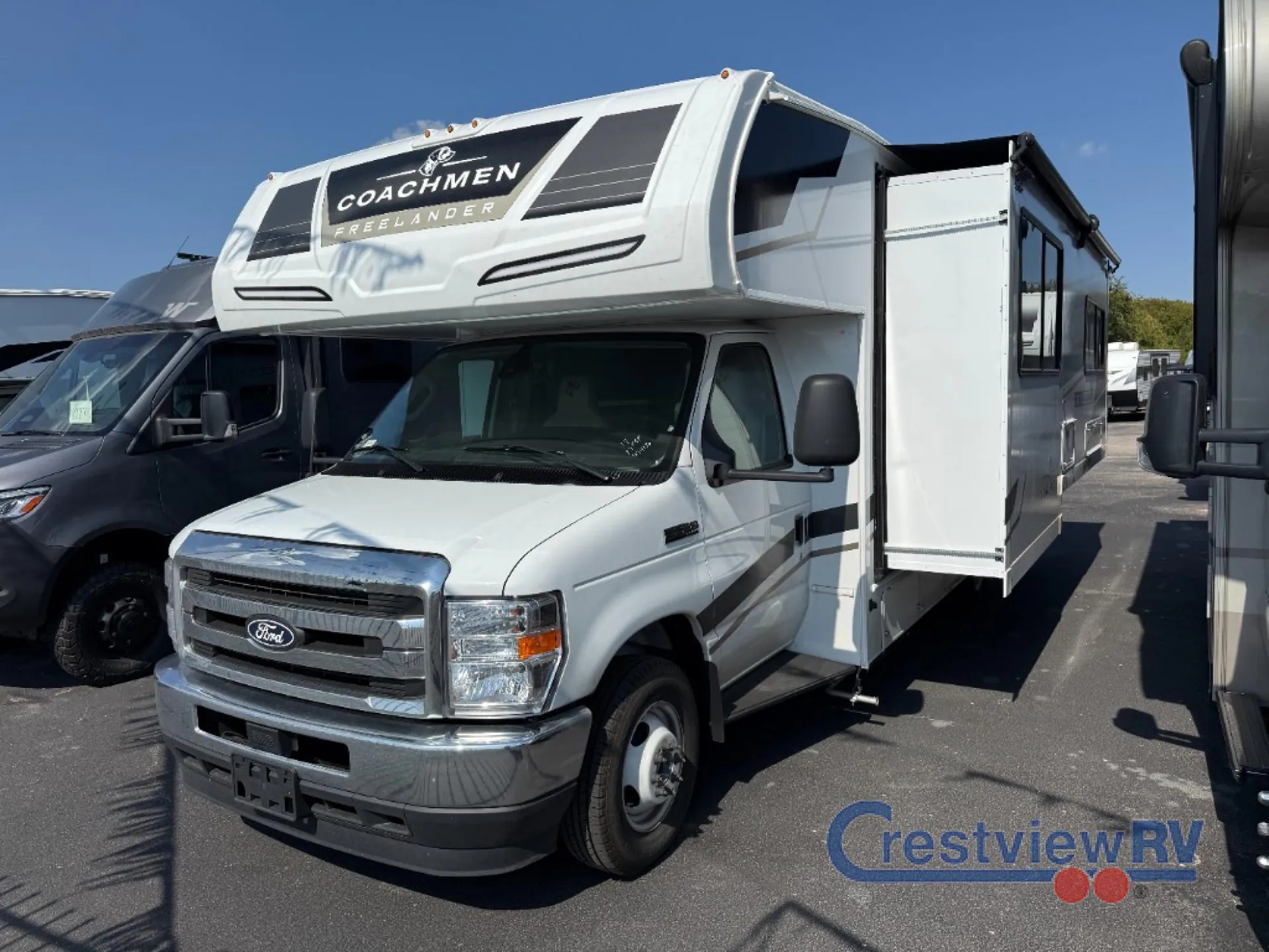 2027 Coachmen Freelander 23FS - Ford 350 - Photo 4