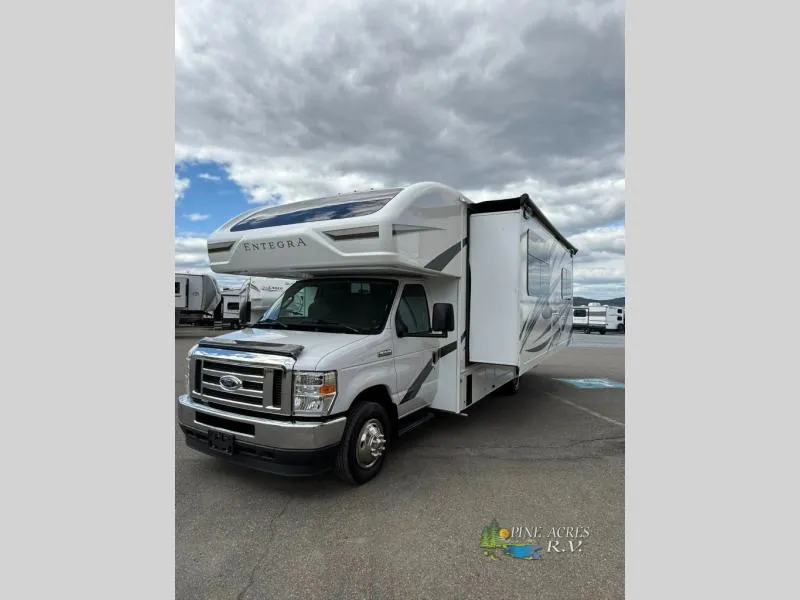2023 Entegra Coach Odyssey 26M - Photo 4