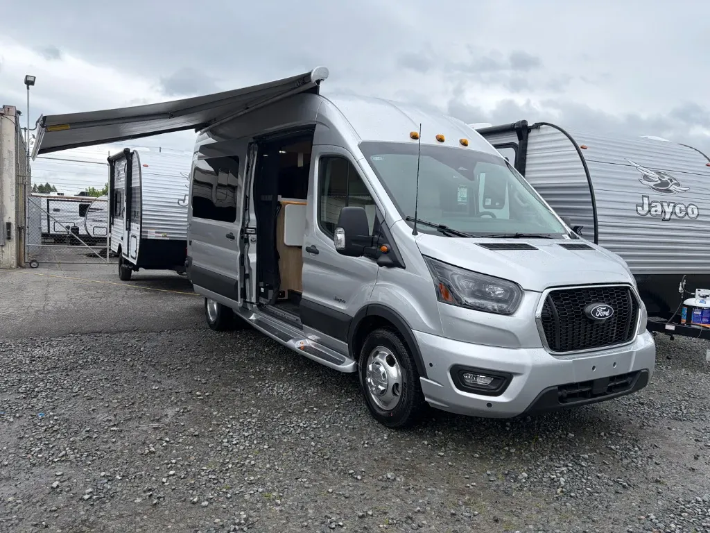 2026 Jayco Solstice 21L - Photo 2