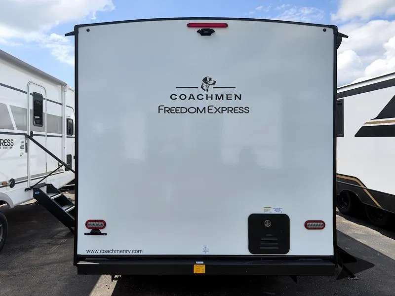 2027 Coachmen Freedom Express Select 19SE - Photo 4