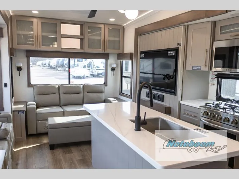 2026 Alliance RV Paradigm 310RL - Photo 3